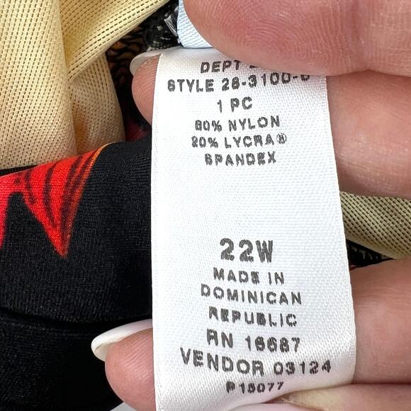 Swim 365 One Piece Swimsuit Black Red Floral Size 22W - Picture 6 of 12